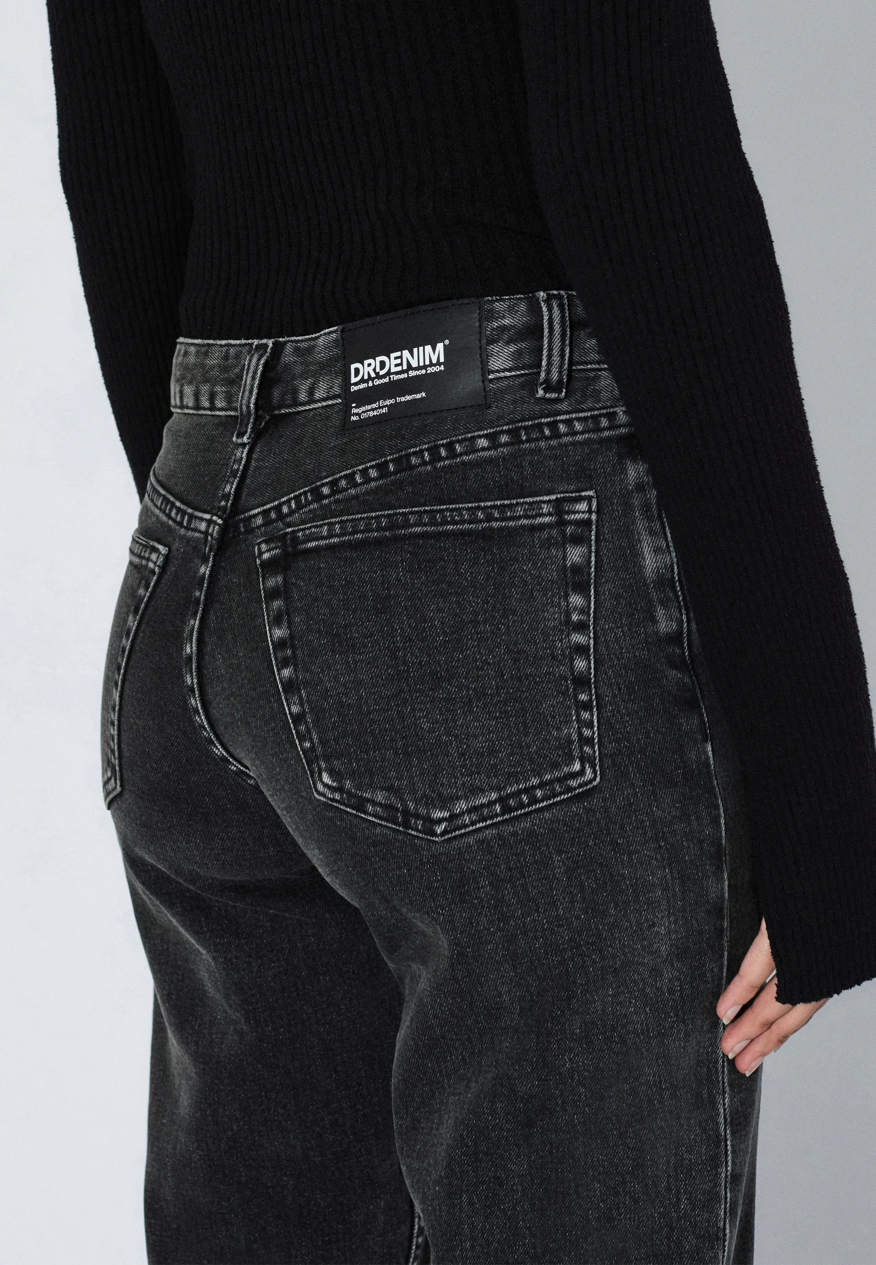 Addy Mid Straight - Tar Aged Black - Image 8