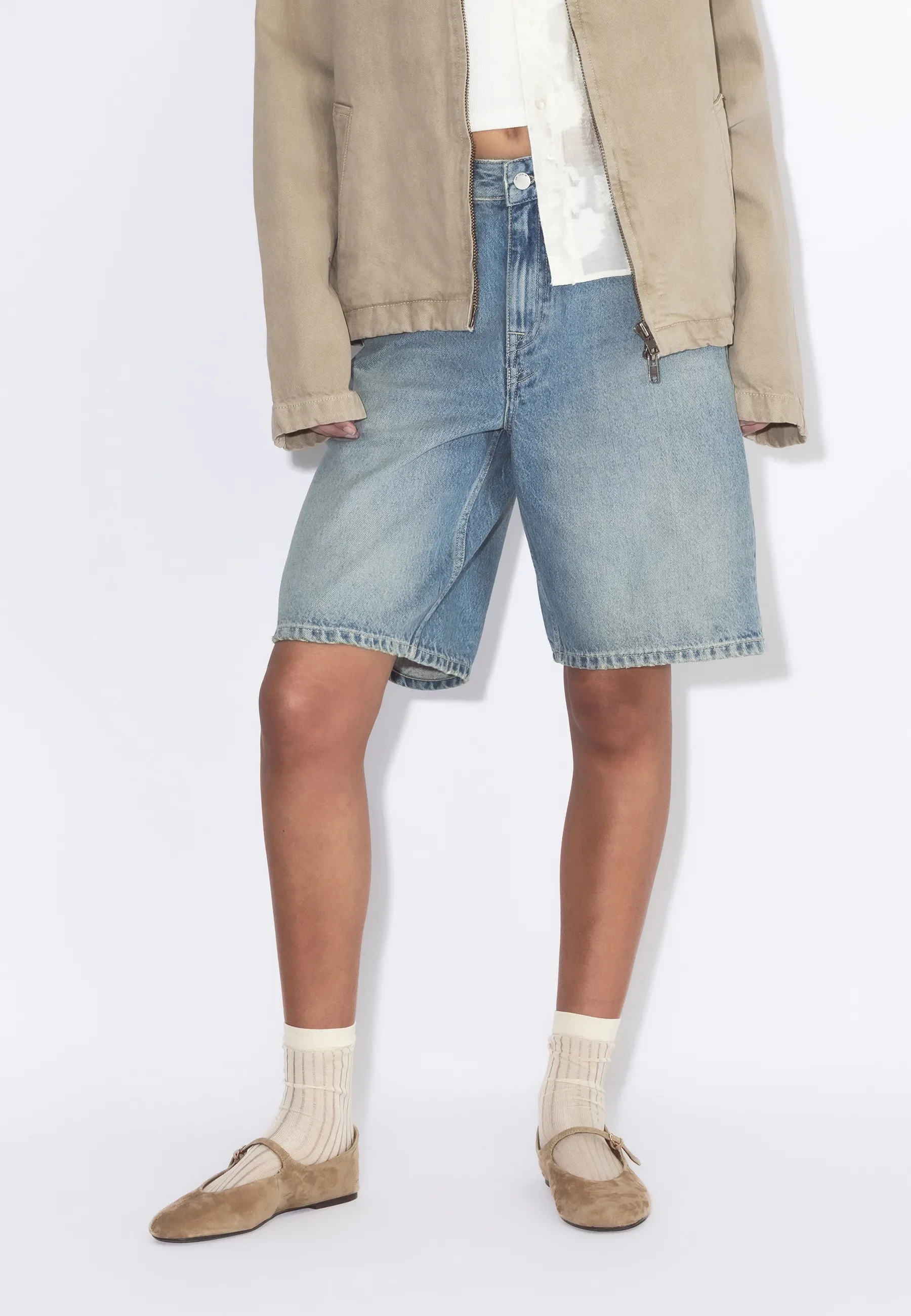 Asra Shorts - Drift Sky Used - Image 4