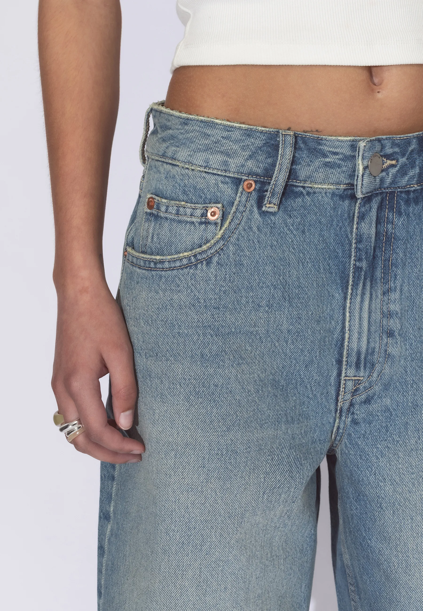 Asra Shorts - Drift Sky Used - Image 6