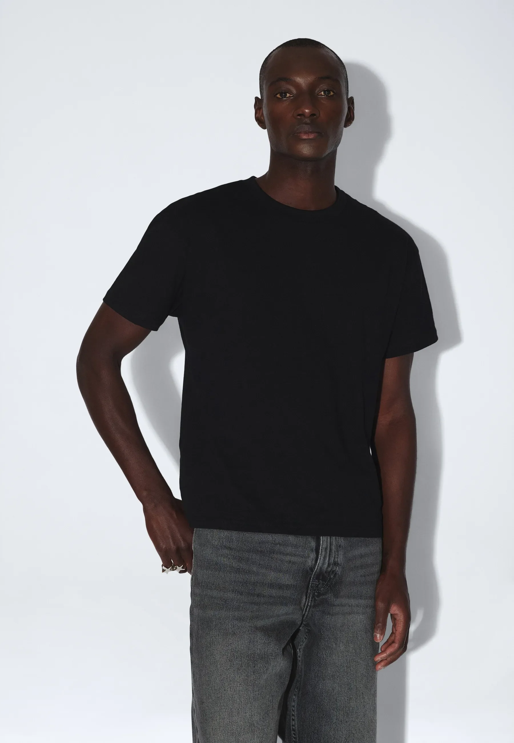 Bace Tee - Black - Image 8