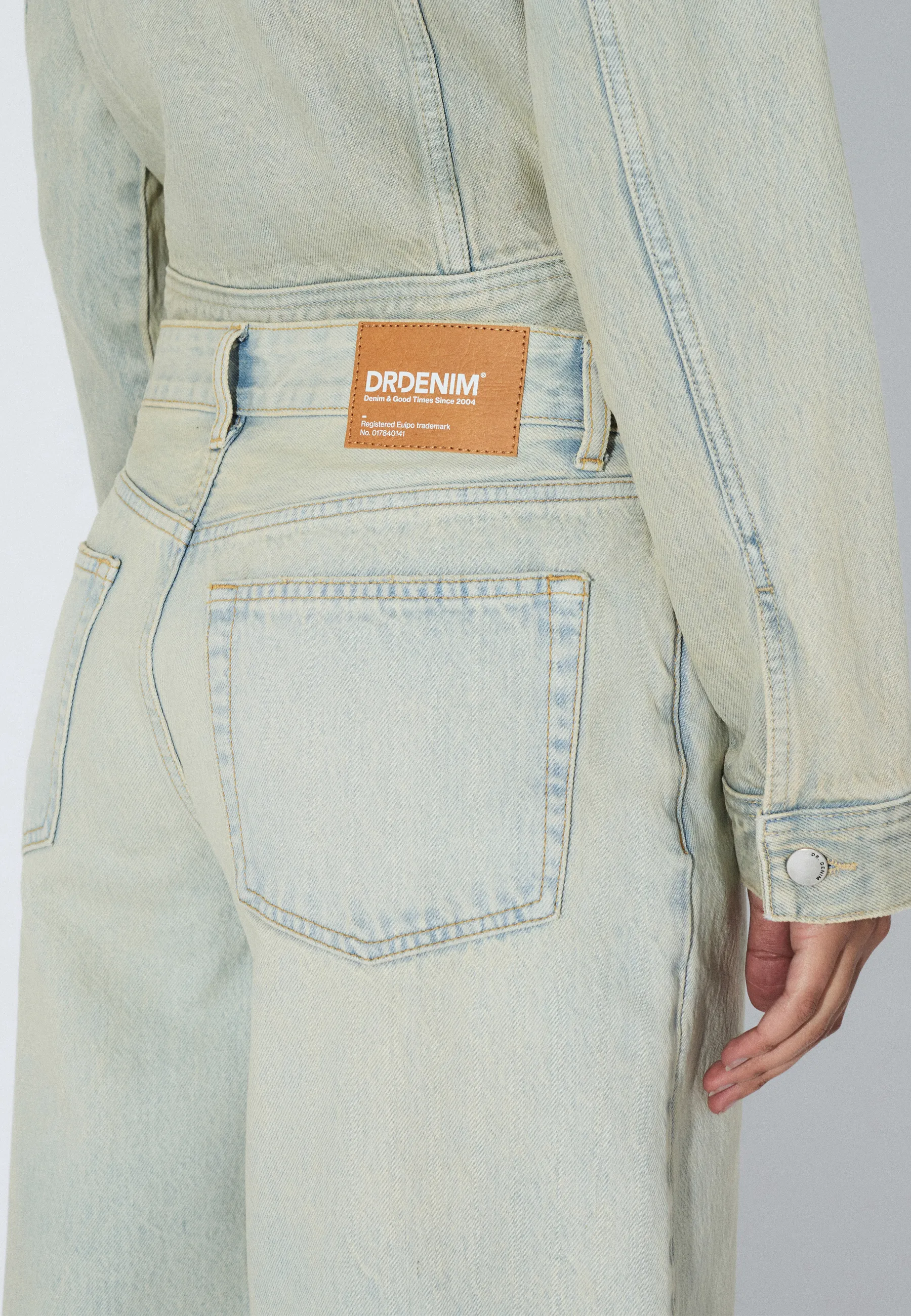Bree Shorts - Stream Pale Vintage Worn - Image 7