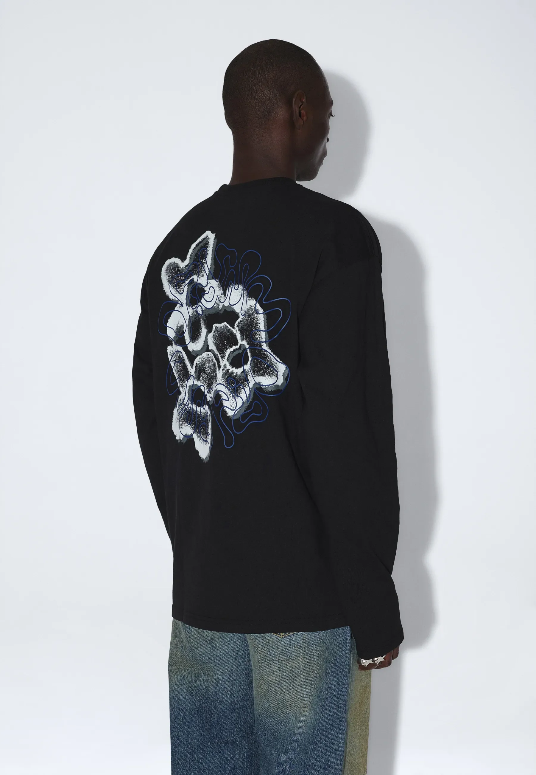 Caiden Long Sleeve - Black Circle Flower - Image 15