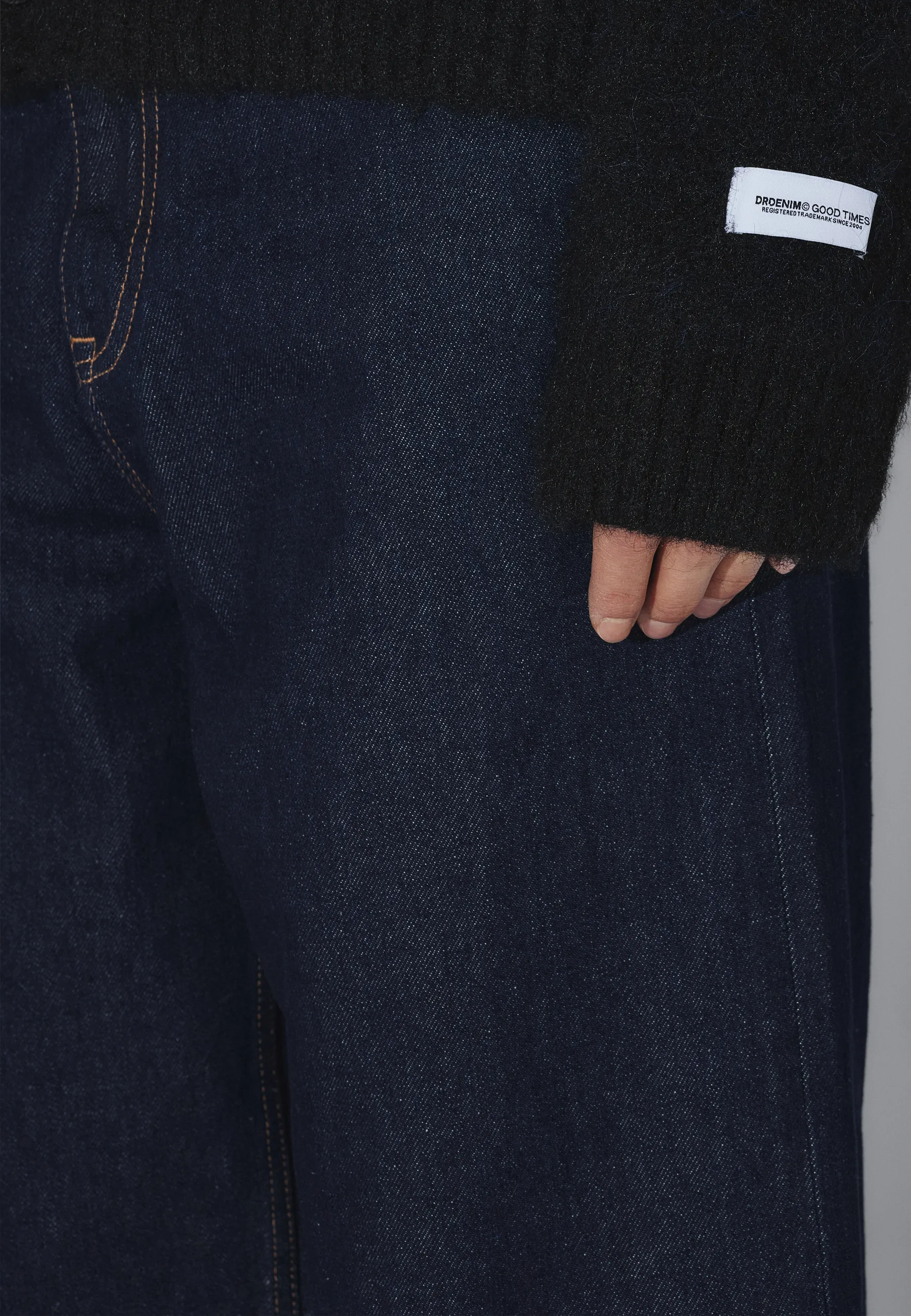 Dig F Cardigan - Black Blue Bloom - Image 20