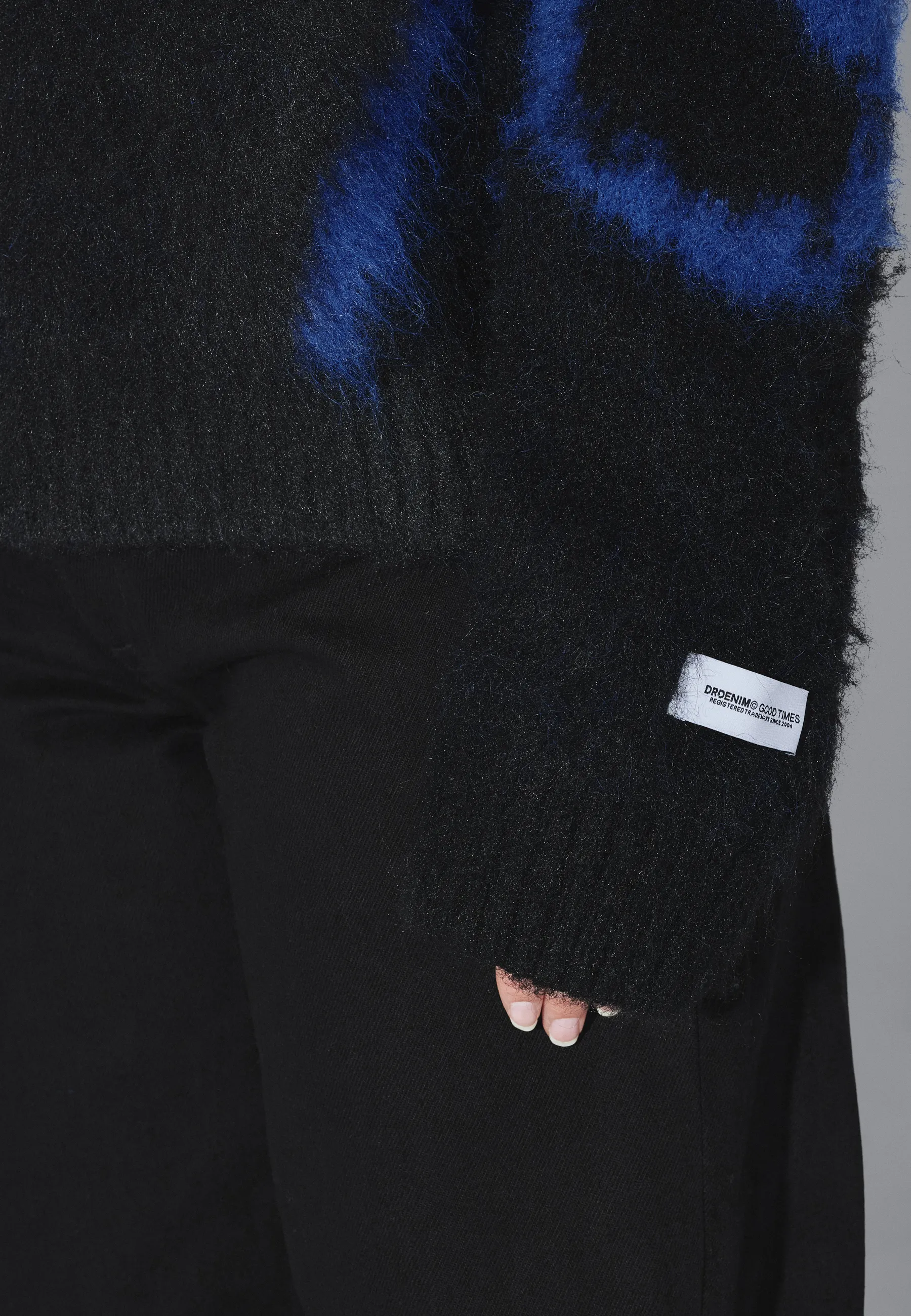 Dig F Cardigan - Black Blue Bloom - Image 21