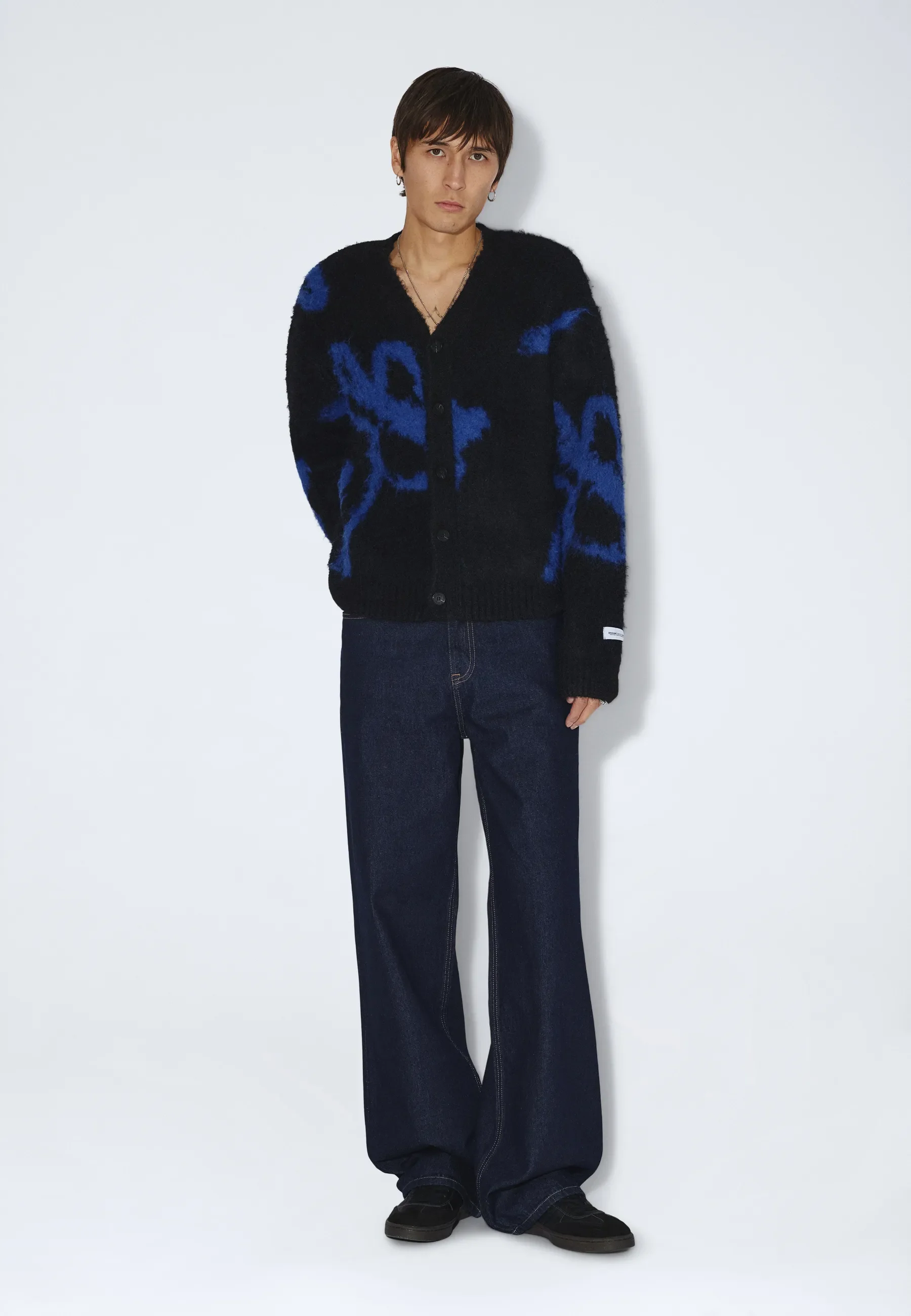 Dig F Cardigan - Black Blue Bloom - Image 7