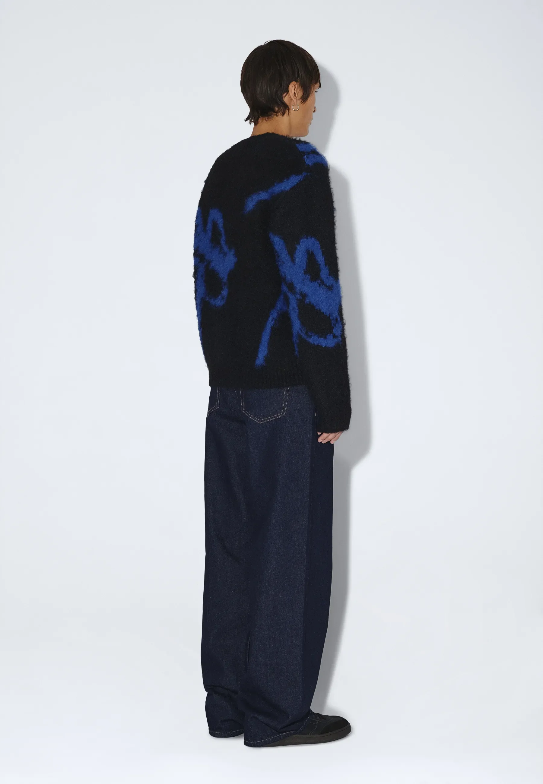 Dig F Cardigan - Black Blue Bloom - Image 9