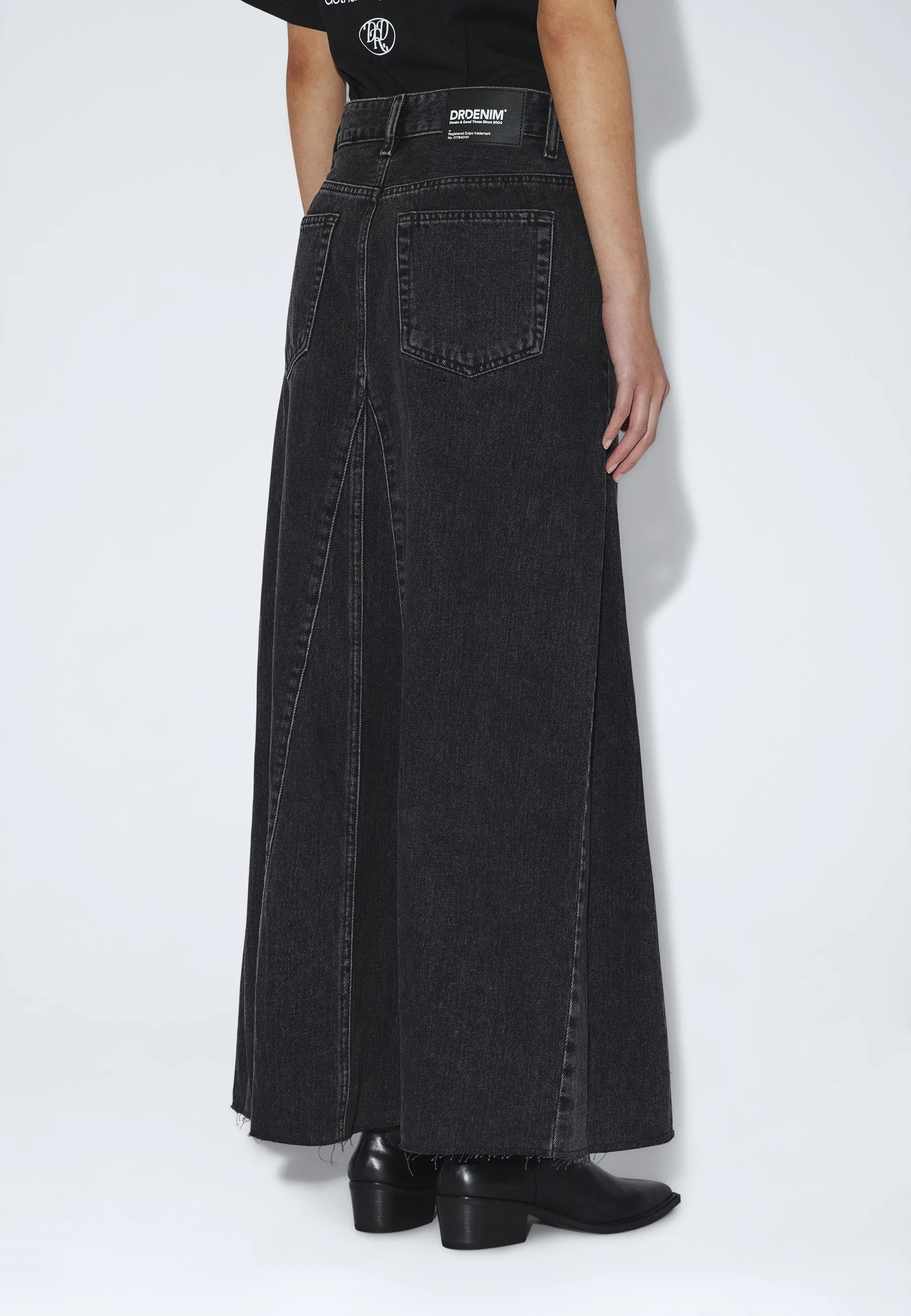 Dolores Skirt - Retro Black - Image 7