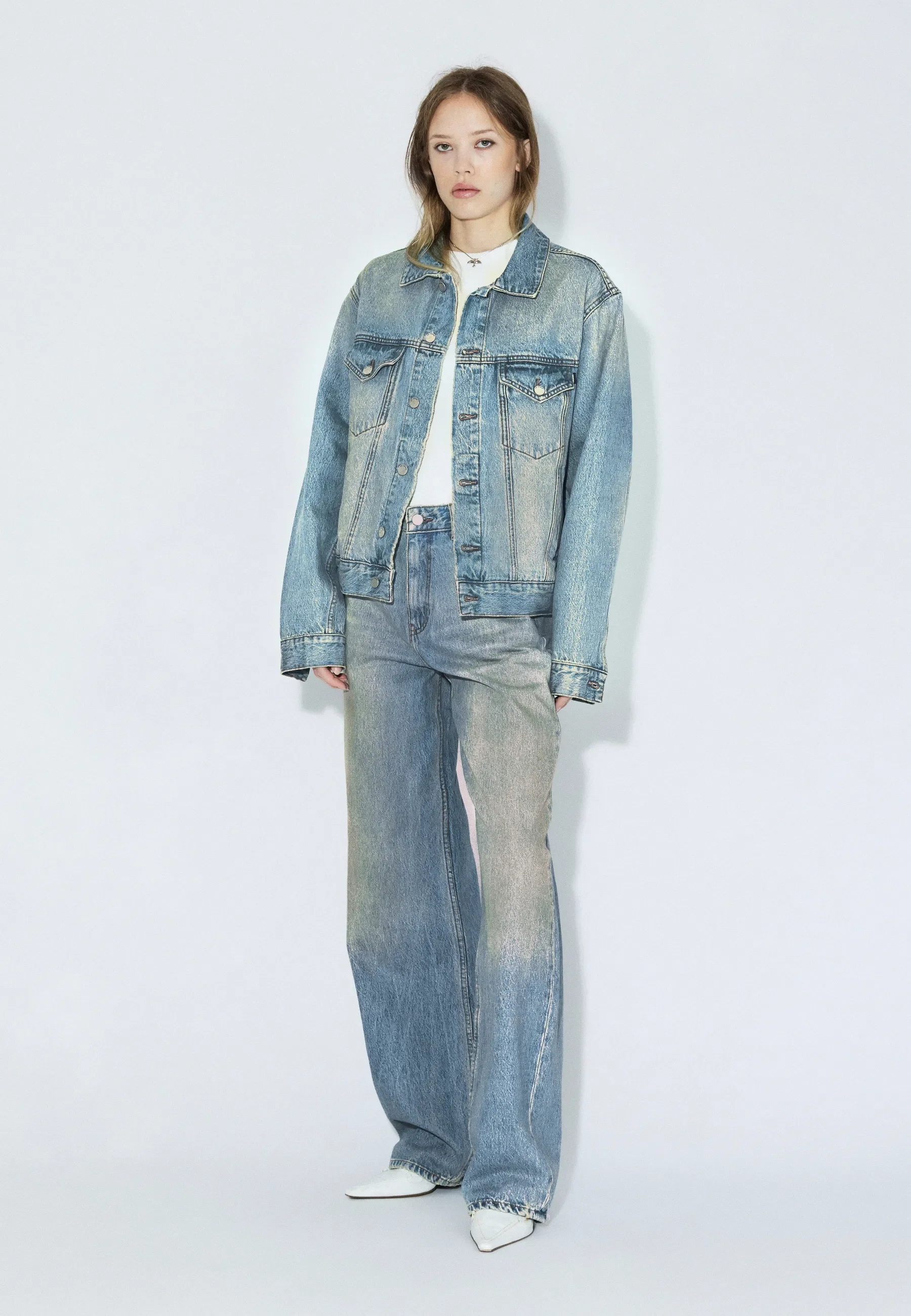 Joey Trucker Jacket - Stream Sky Aged - Image 2