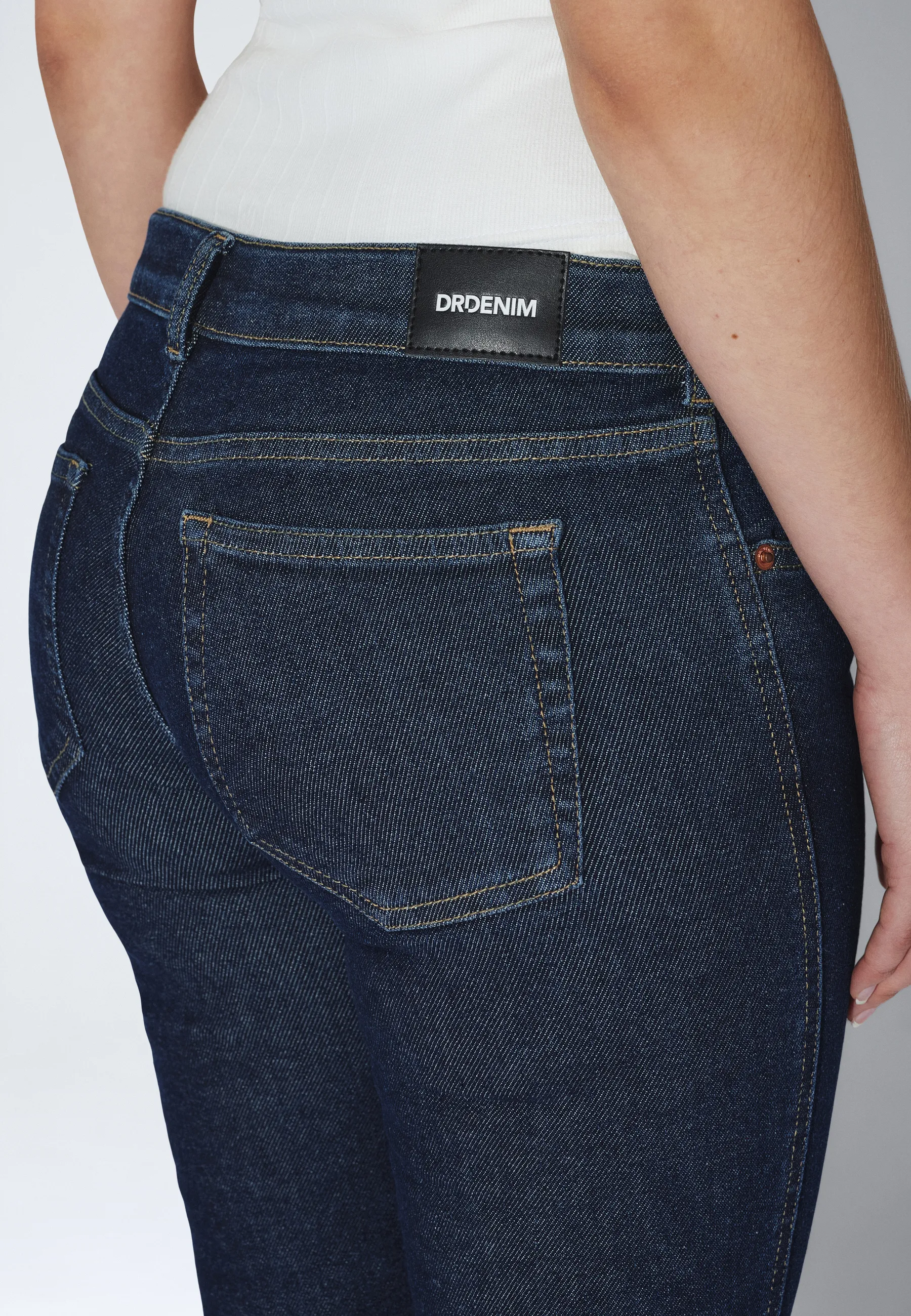 Kily Low Bootcut - Cape Deep Plain - Image 9