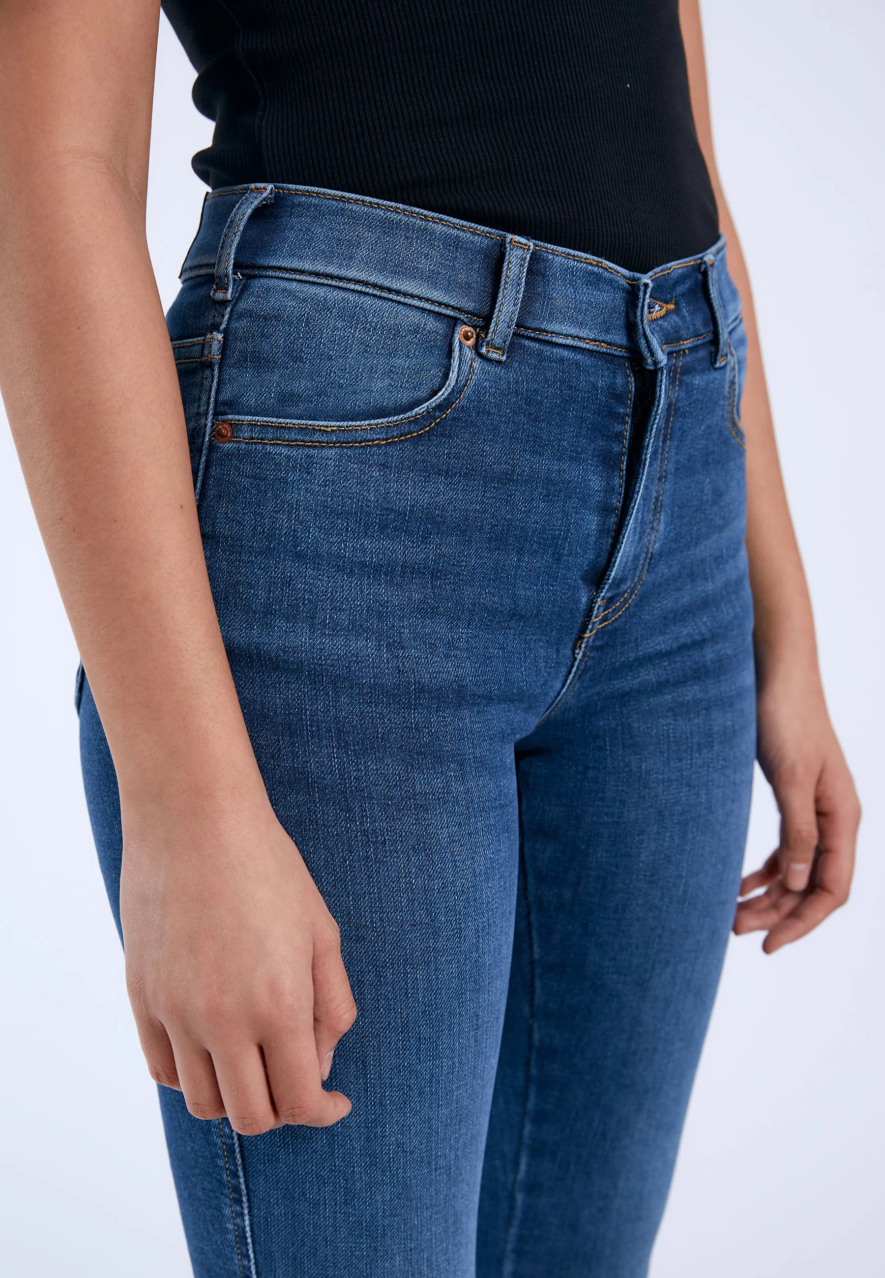 Lexy Mid Bootcut - Vale Dark Used - Image 4
