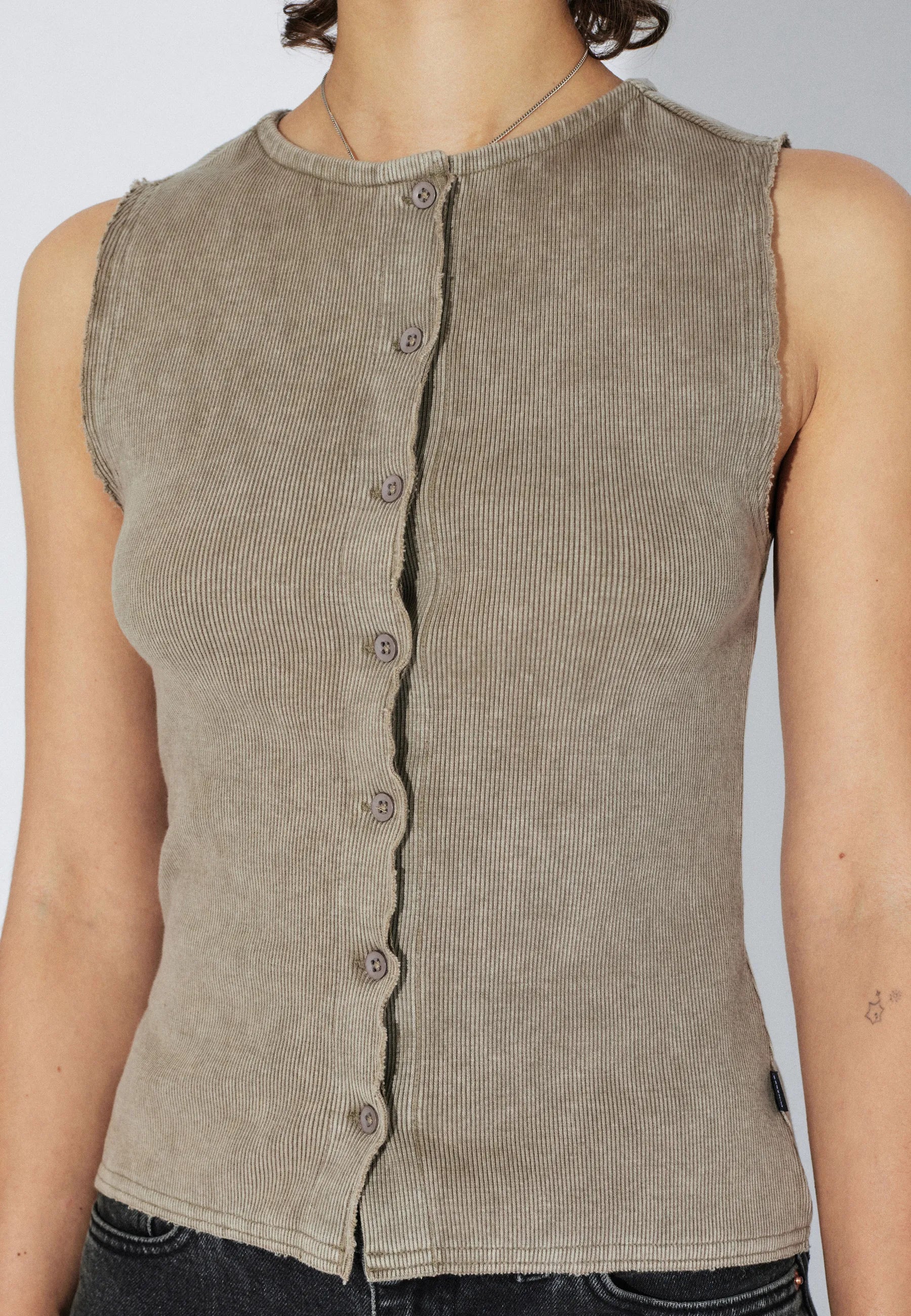 Lilja Rib - Washed Khaki - Image 8