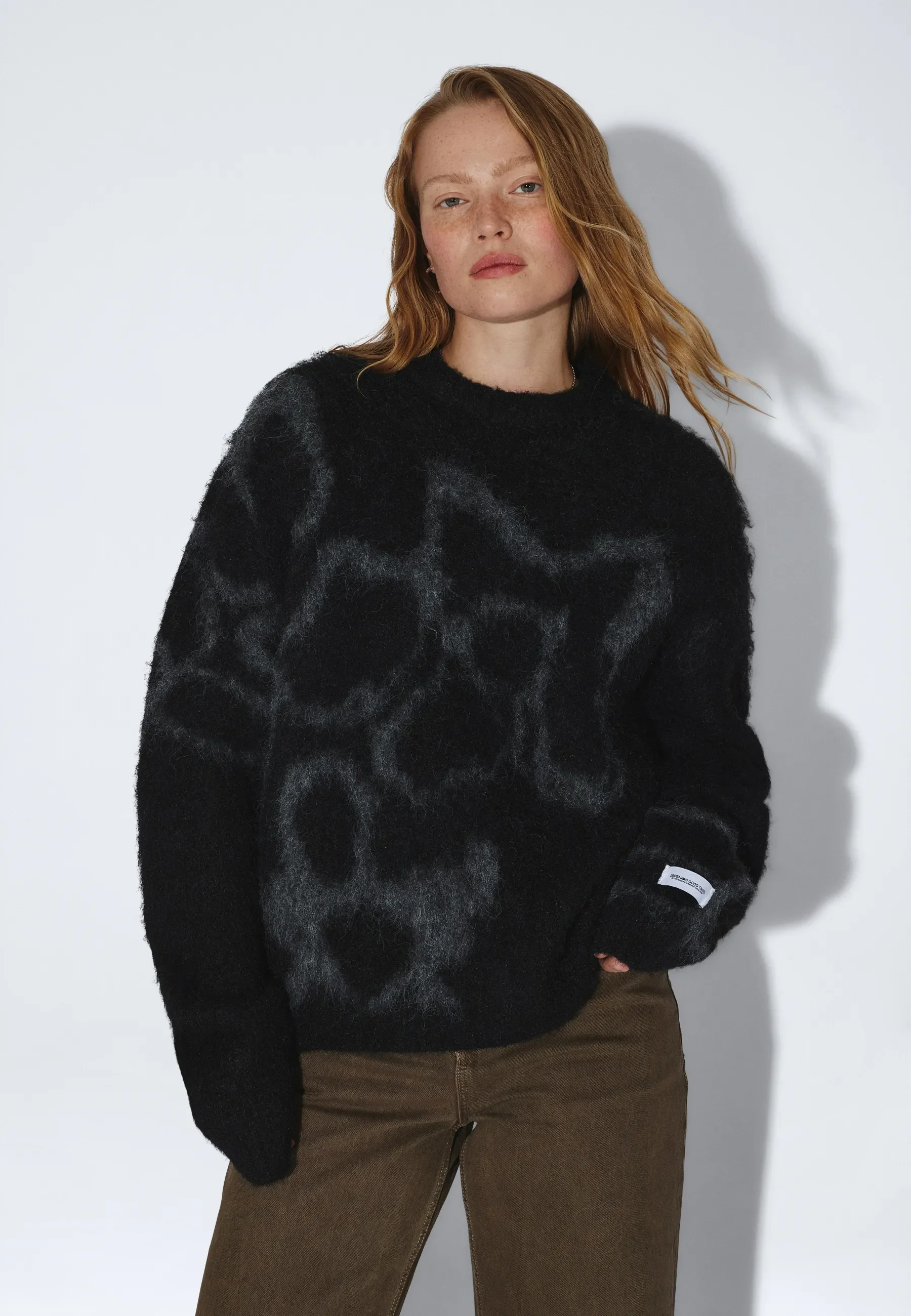 Mic Sweater - Black Grey Flower - Image 13