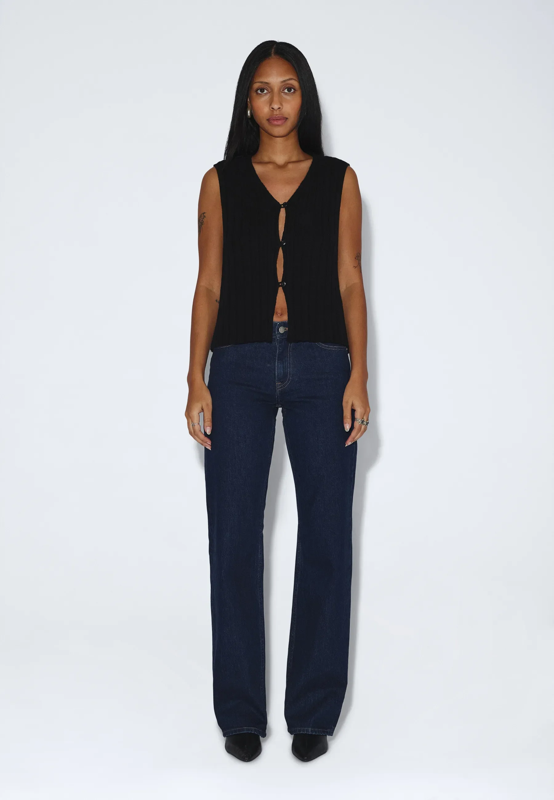 Mirjam Vest - Black - Image 3