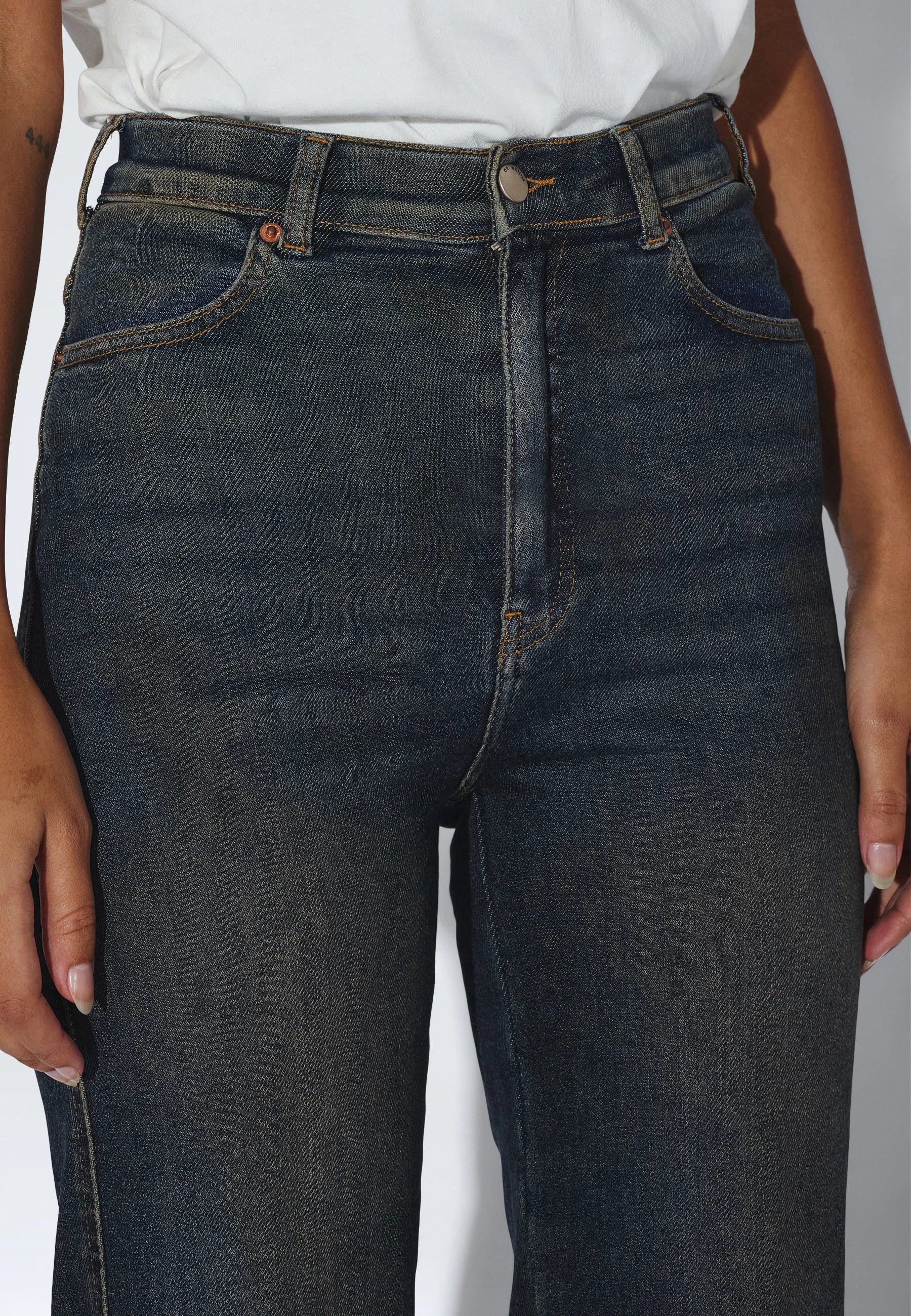 Moxy High Straight - Cape Dark Oil Used - Image 8