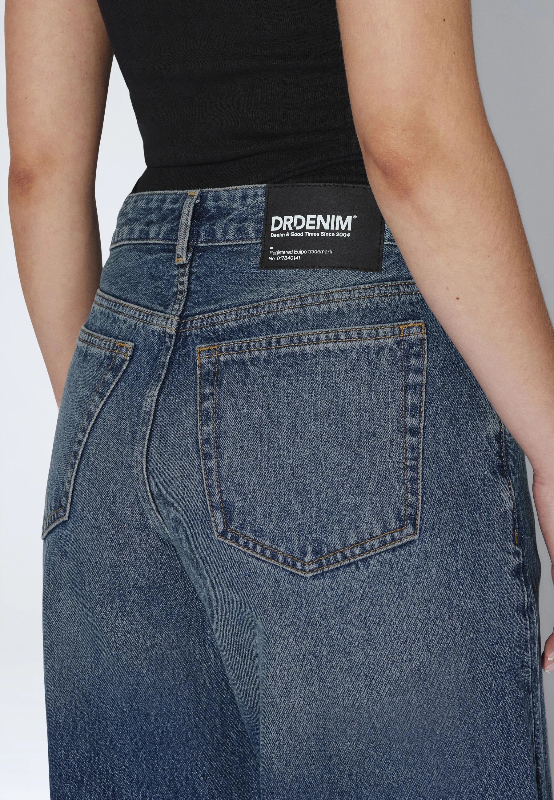 Nanci Mid Barrel Seam - Stream Mid Fade Dirt - Image 9