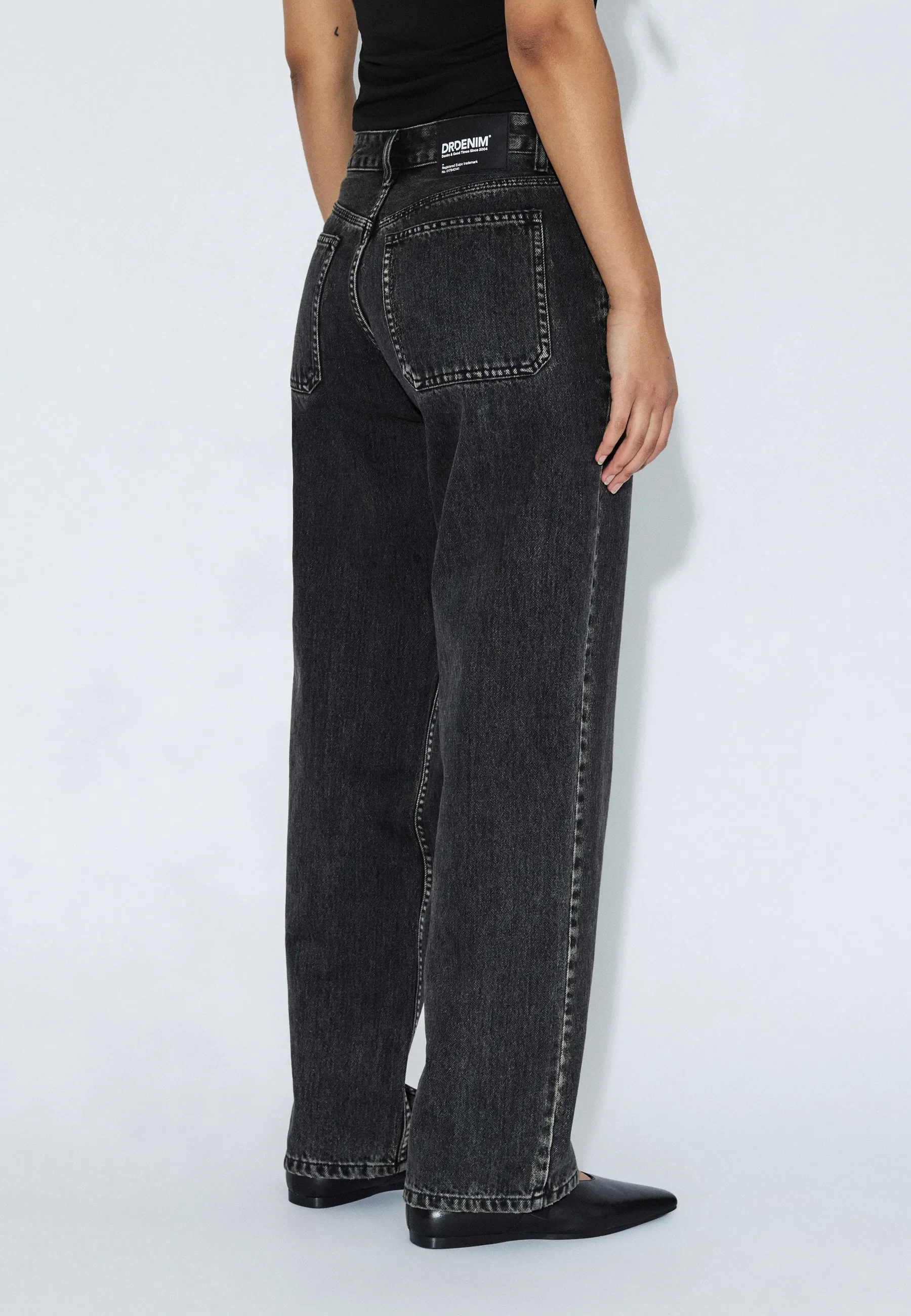 Nika Mid Straight Worker - Aged Black - Image 6