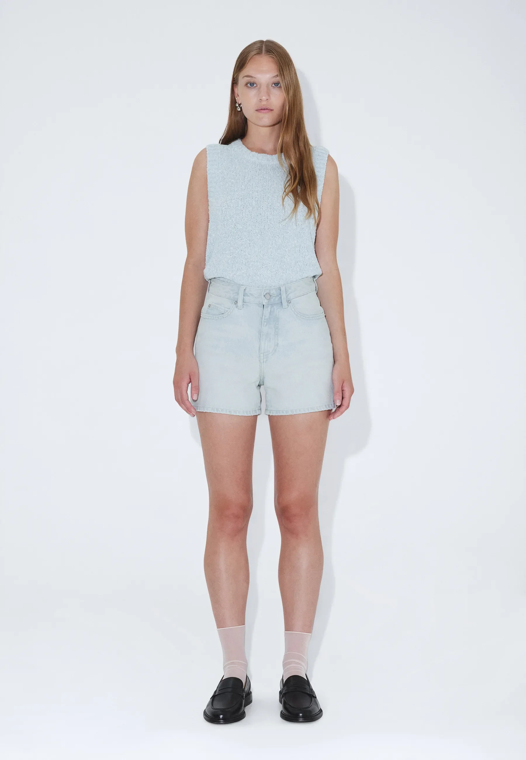 Nora Shorts - Bay Superlight Creme Worn - Image 3