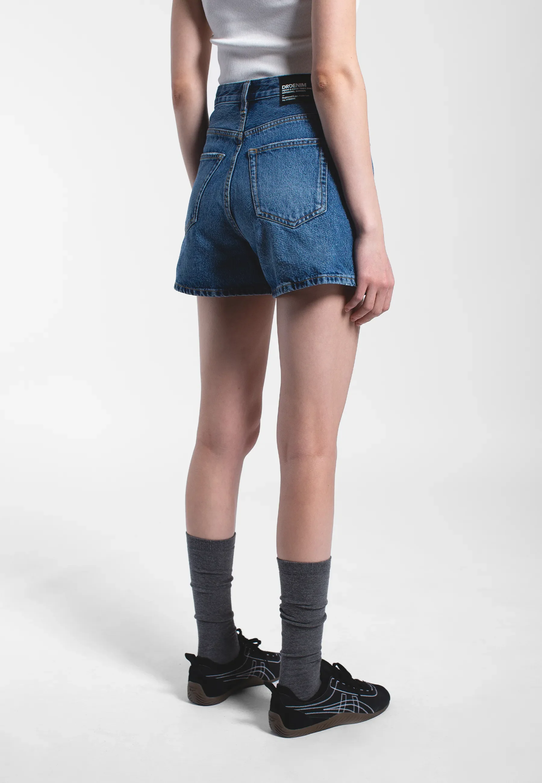 Nora Shorts - Stream Mid Used - Image 8