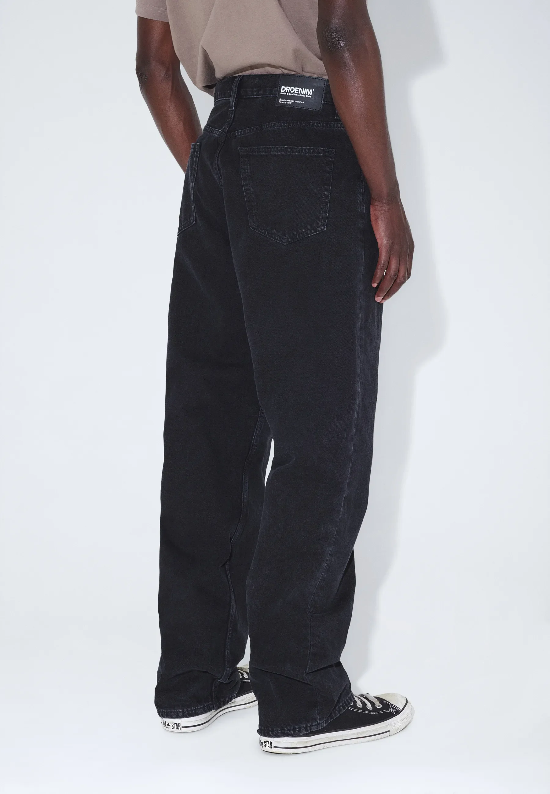 Omar Relaxed - Worn Black - Image 7
