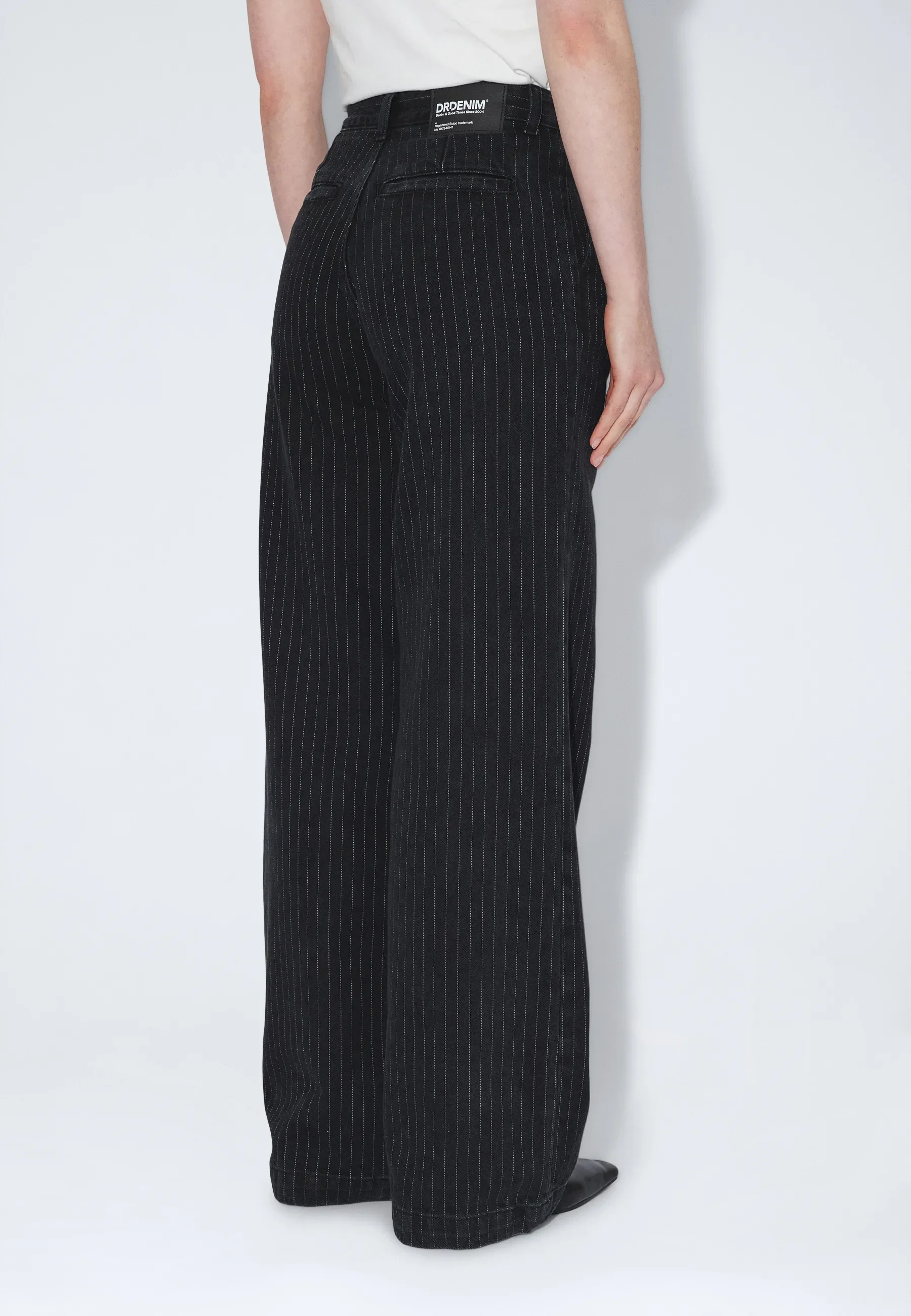 Rhue High Wide Pleated - Washed Black Pinstripe - Image 6