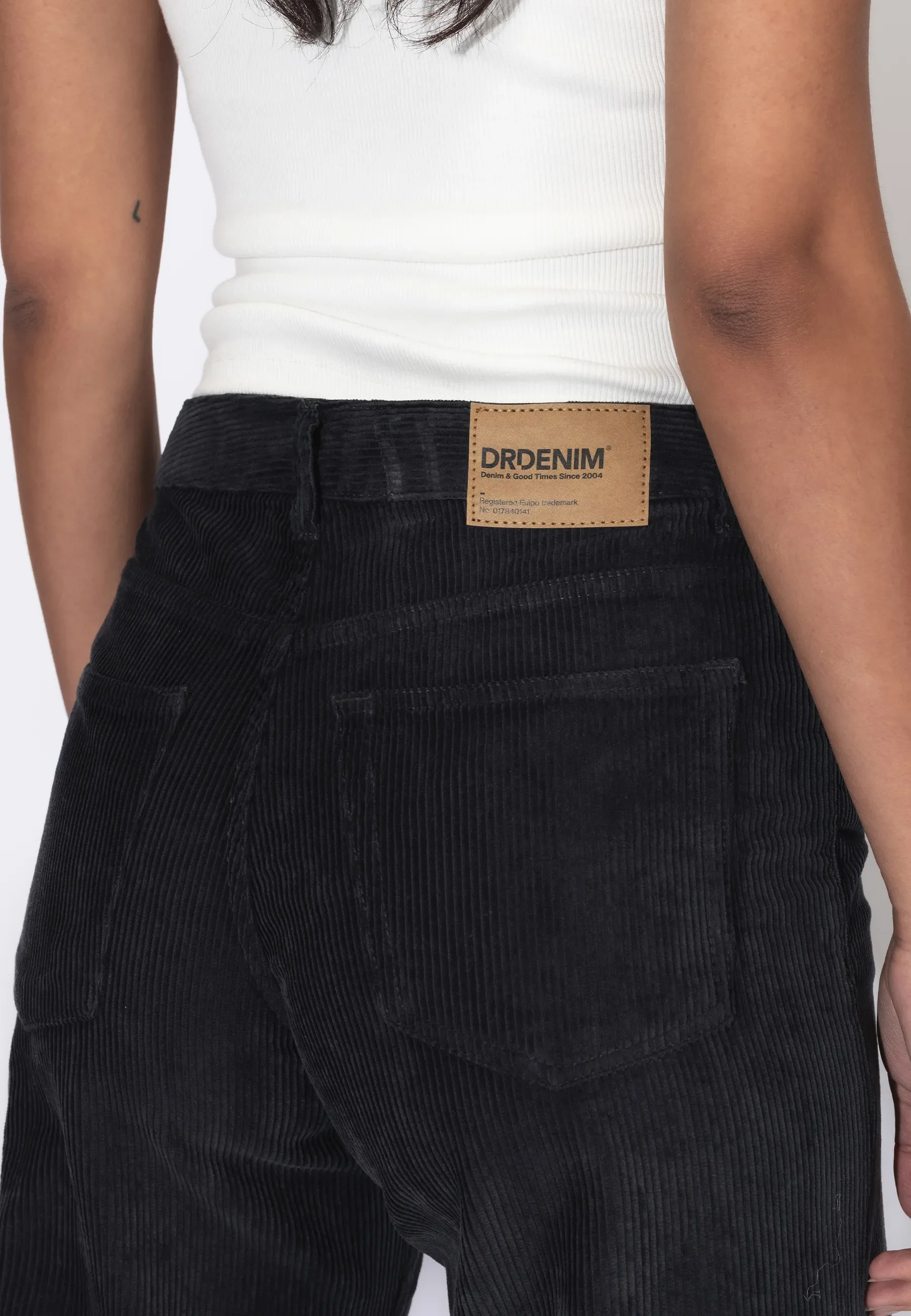 Rhue Low Wide - Washed Black Shade Cord - Image 9