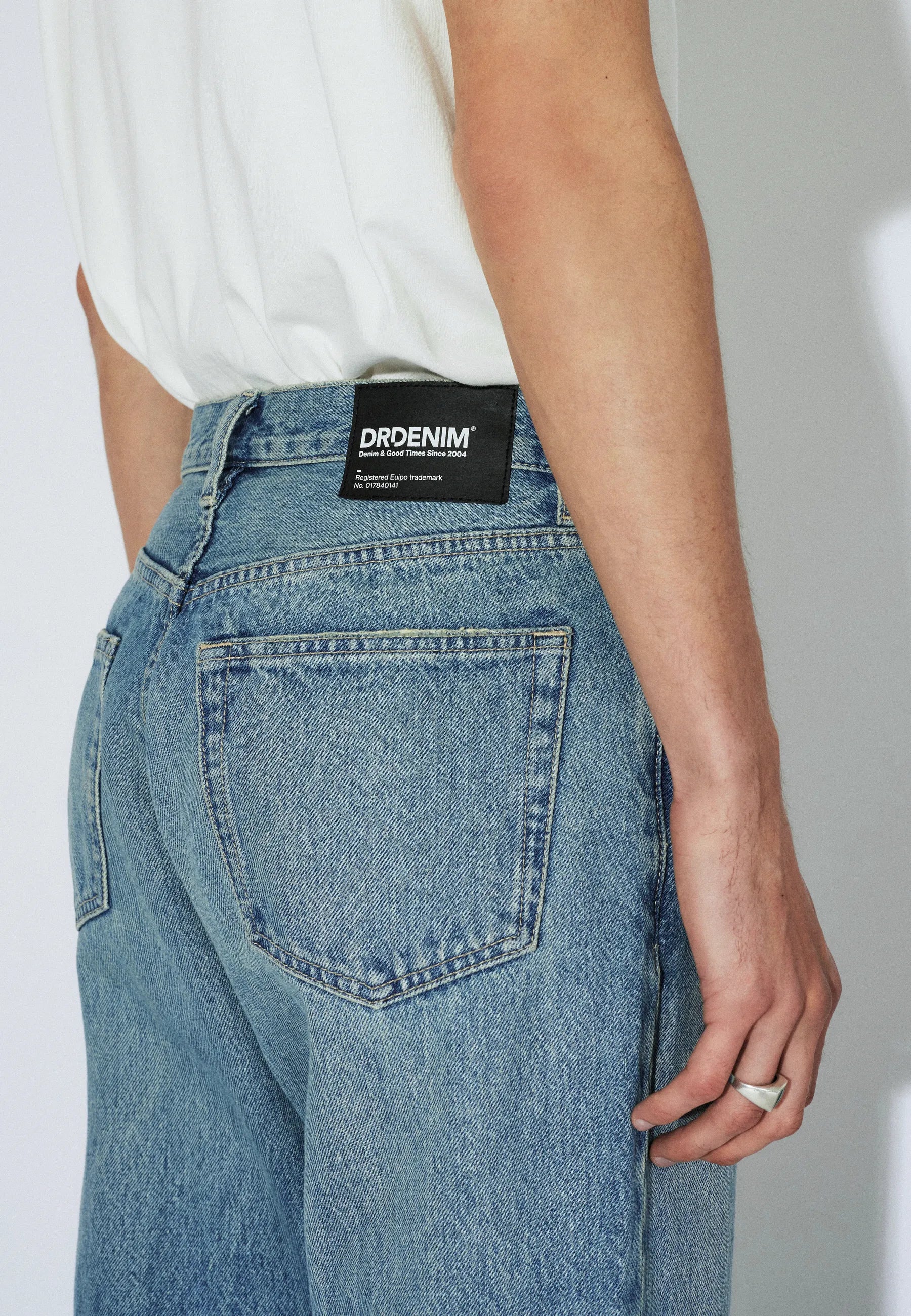 Rift Wide Bootcut - Drift Sky Used - Image 8