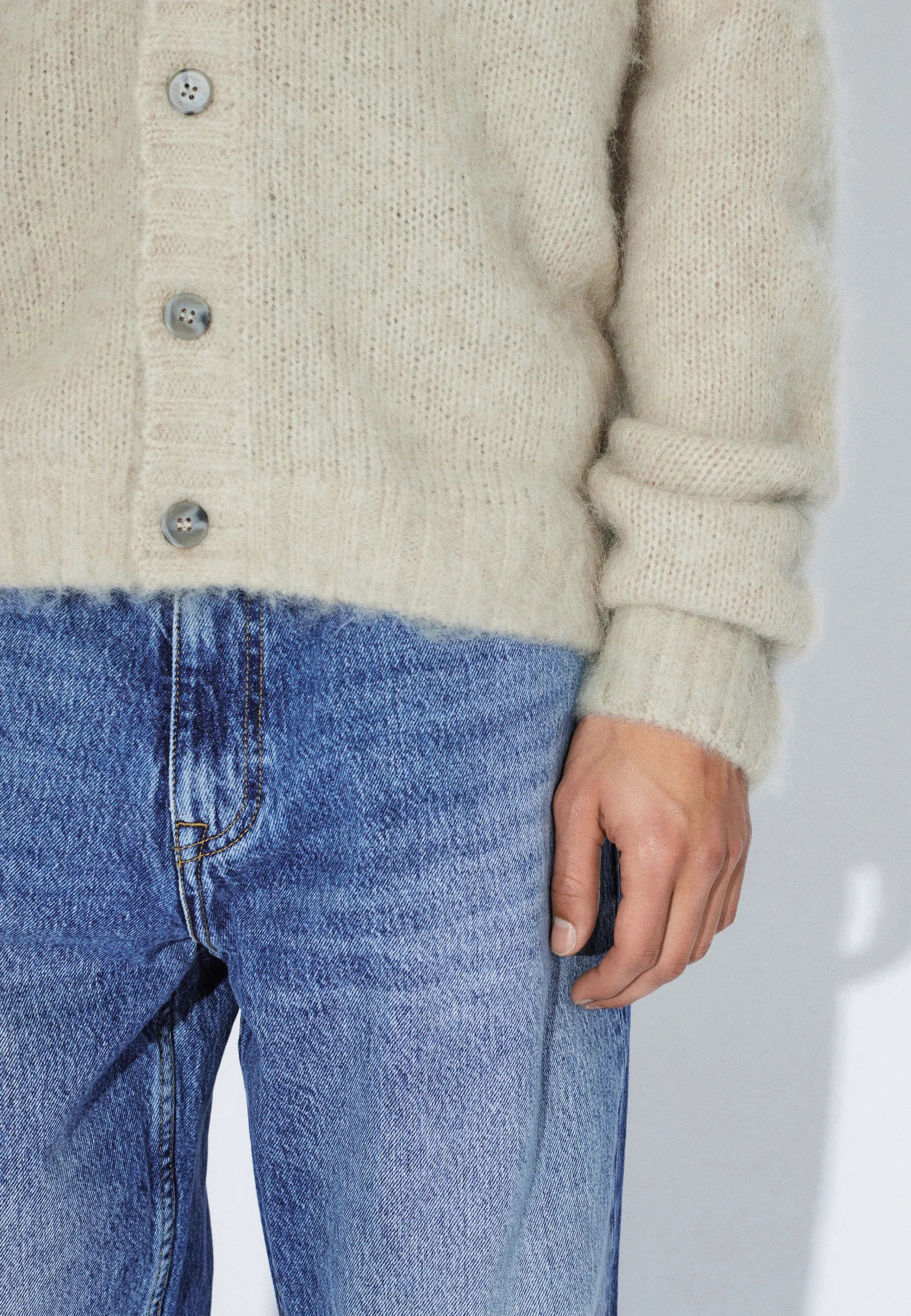 Tom Cardigan - Brushed Silver Lining - Image 9