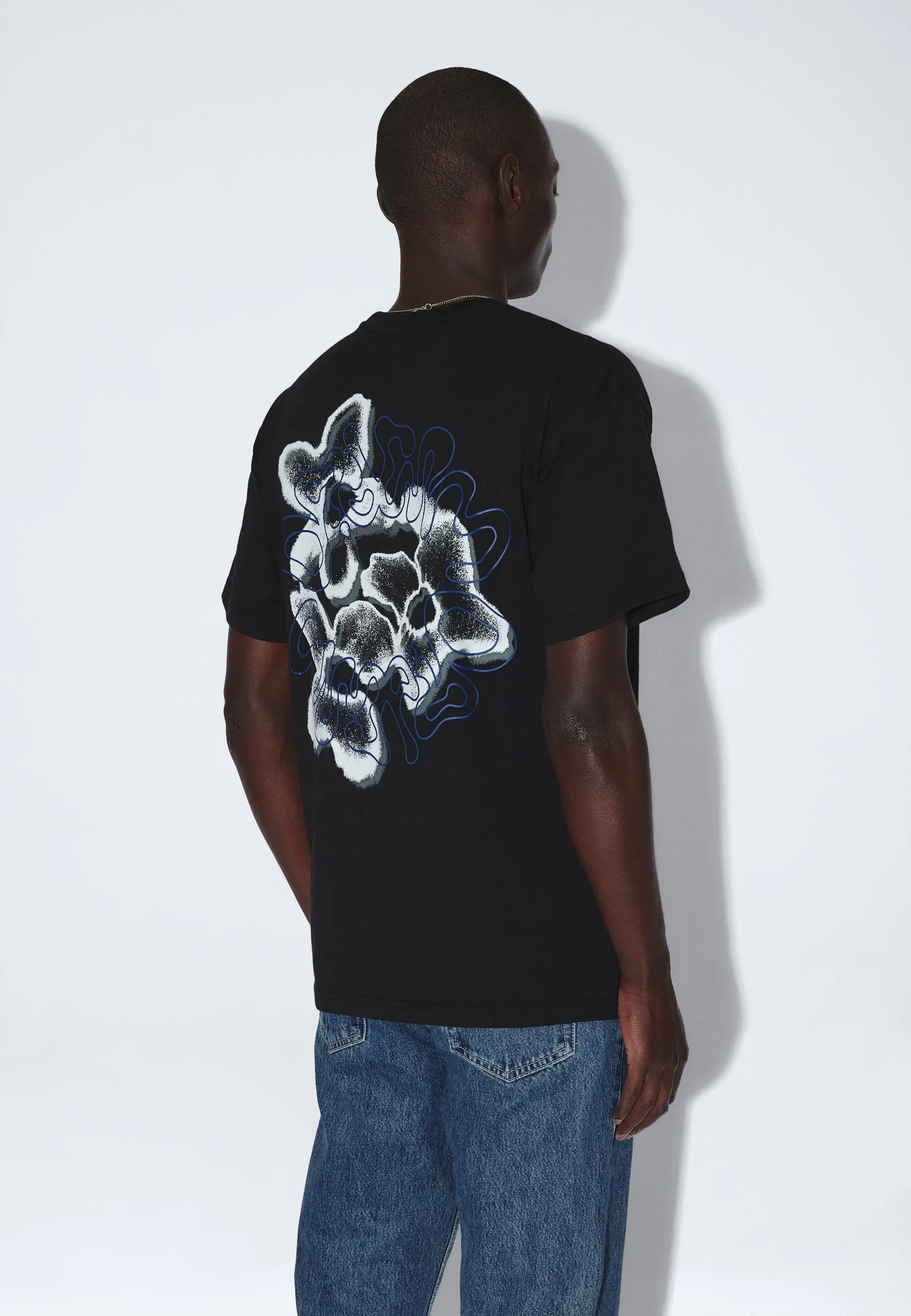 Trooper Tee - Black Circle Flower - Image 15