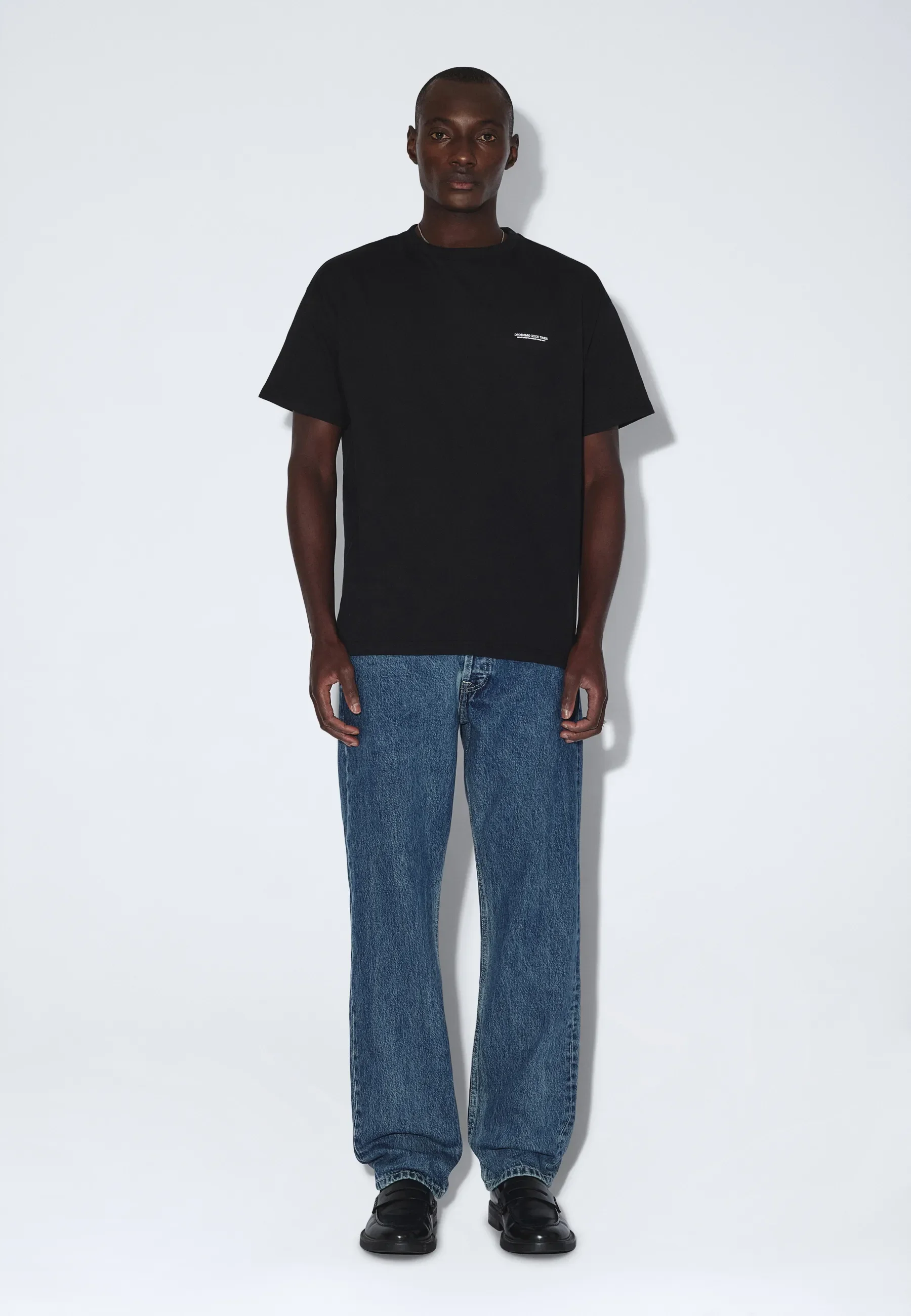 Trooper Tee - Black Circle Flower - Image 3