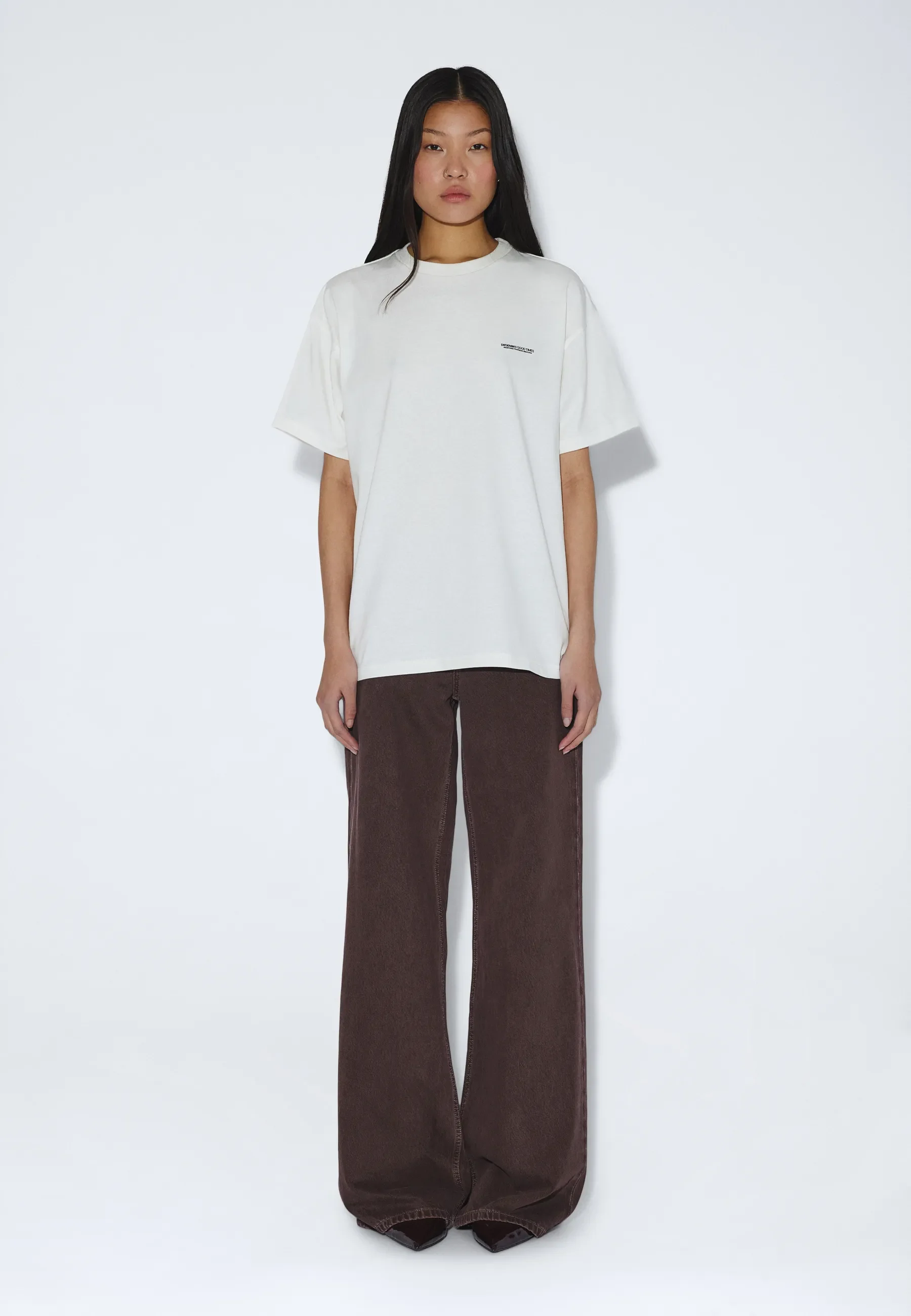 Trooper Tee - Off White Bloom
